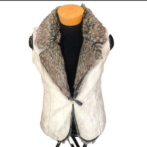 Fever tan and Brown Faux Fur and suede Vest size large
